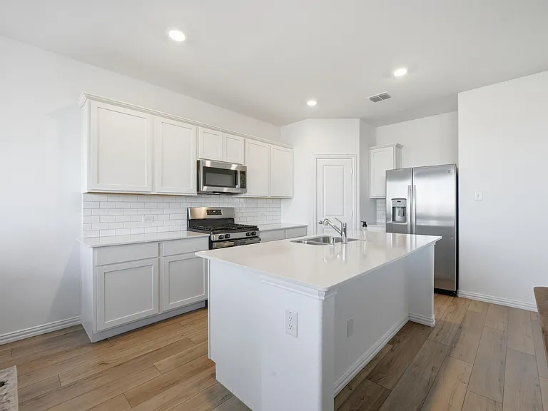 216 Post Oak St — Photo 11