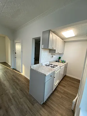 Rented by Avenue Sotheby's International Realty | media 2