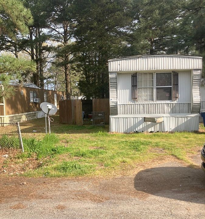 1st image of 3412 Coffer Ln #3412