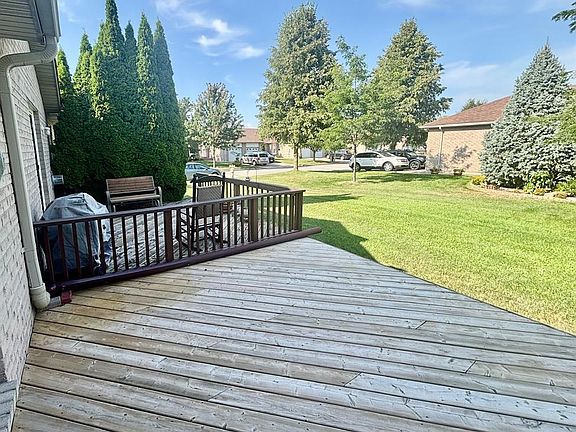 5th image of 554 Rodfam Dr