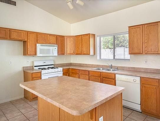 2nd image of 12140 N Kylene Canyon Dr