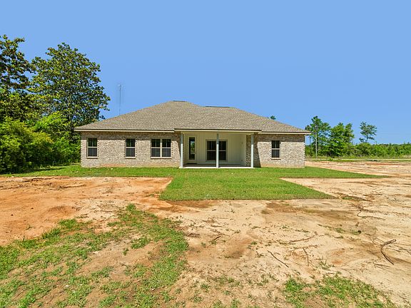 3rd image of 68 Ratcliff Rd