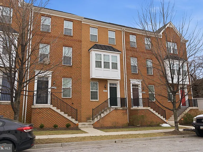 4505 Foster Ave — Photo 1