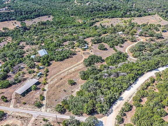3rd image of 100 RED ROCK RD