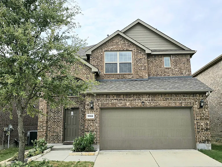 9921 Prairie Dog Ln — Photo 1