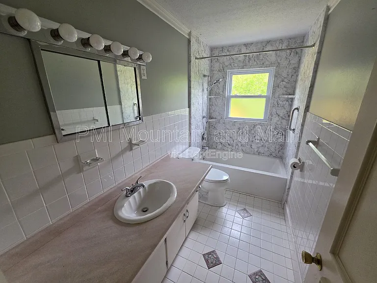 15 Ginell Cir — Photo 27