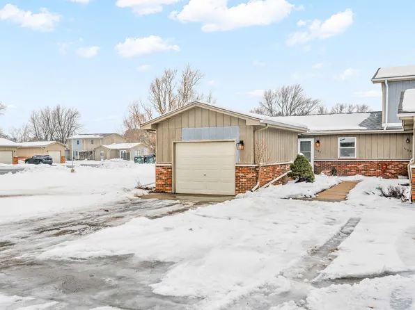 1127 Lillian Ln #1127, Sandwich, IL 60548