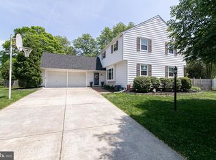 21 Brondesbury Dr, Cherry Hill, NJ 08003