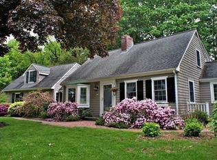 2270 Massachusetts Ave, Lexington, MA 02421