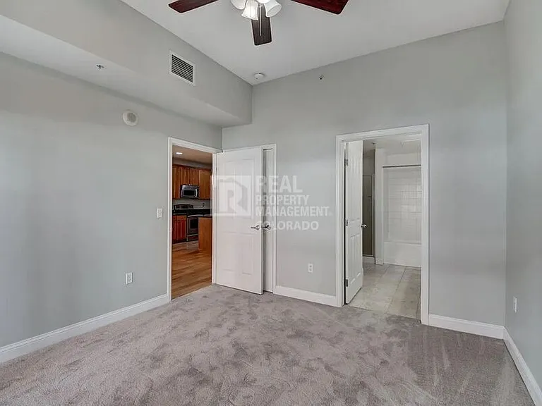 1950 N Logan St #302 — Photo 16
