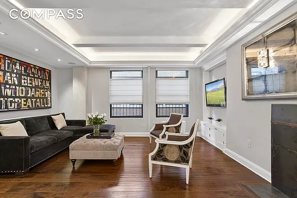 Sold by Compass | media 17