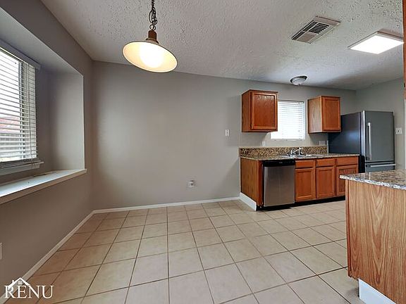 3rd image of 2820 Swan Meadow Ct