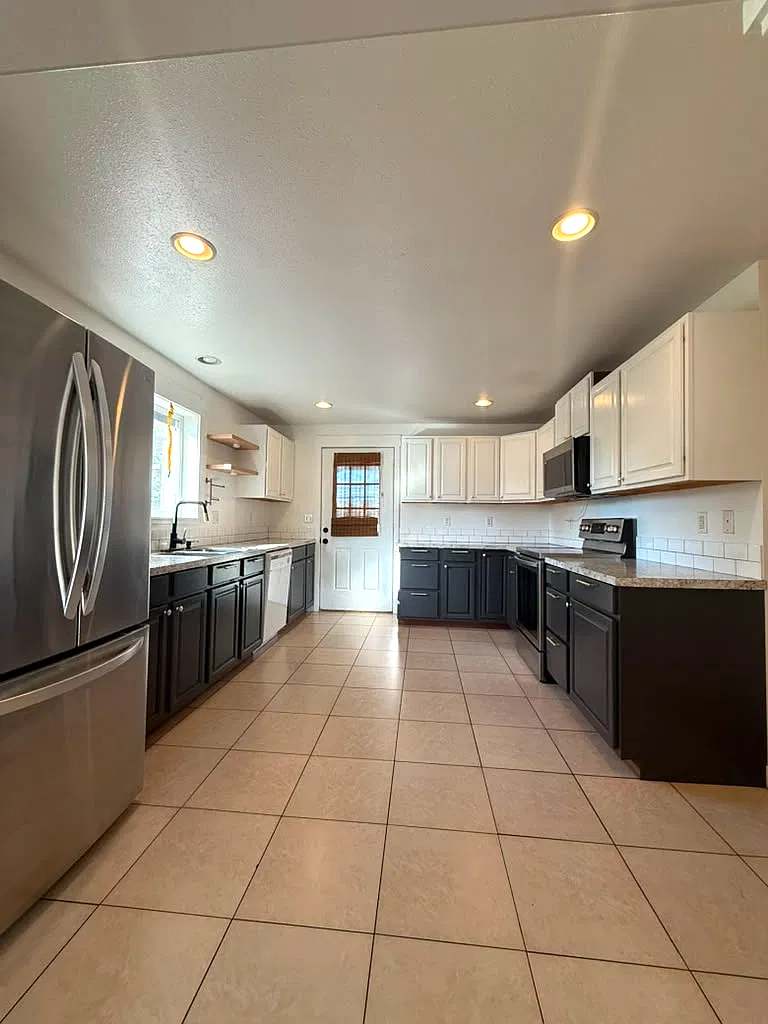 4 bed, 1780 sqft, $2,200 — Photo 4