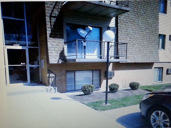 Balcony Overlooks Center