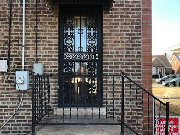 3rd image of 11225 S Avenue L