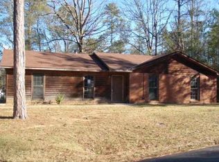 17 S Brookside Dr, Phenix City, AL 36869