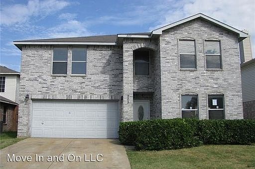 1st image of 205 Stoneridge Dr