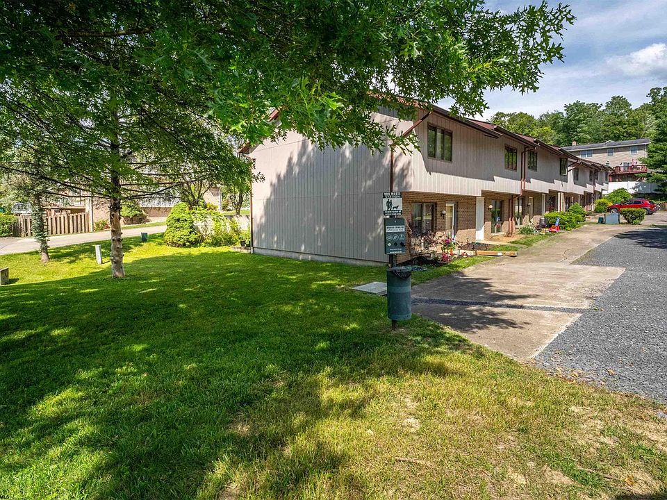 1st image of 206 Morgan Dr #B