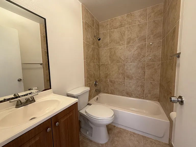 20057 SW 88th Ct #20057 — Photo 8