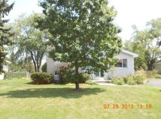 1551 Larry Ln, Glendale Heights, IL 60139