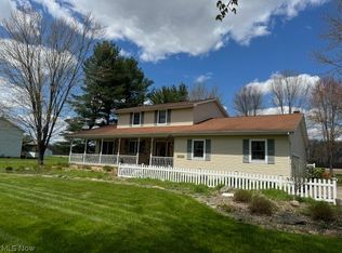 2036 Salt Springs Rd, Warren, OH 44481