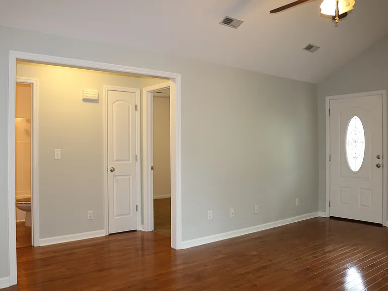211 Martin Rd — Photo 14