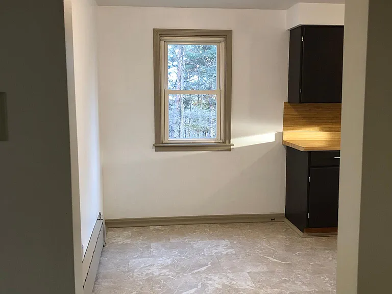 Nice size dining area