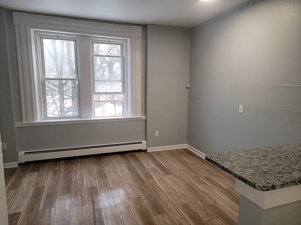 10 Green Street 206 10 Green St Somersworth NH Zillow