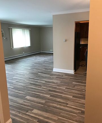 5th image of 5740 Concord Ln APT 17