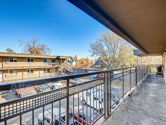 4th image of 2550 N Ogden St Unit 6