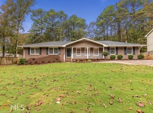 1326 Raintree Dr, Snellville, GA 30078