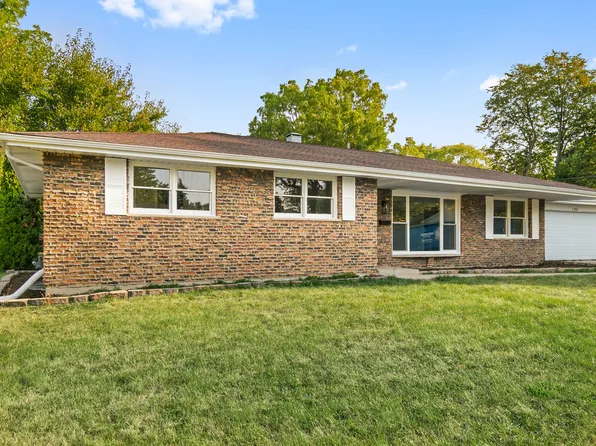700 Apollo Dr, Joliet, IL 60435
