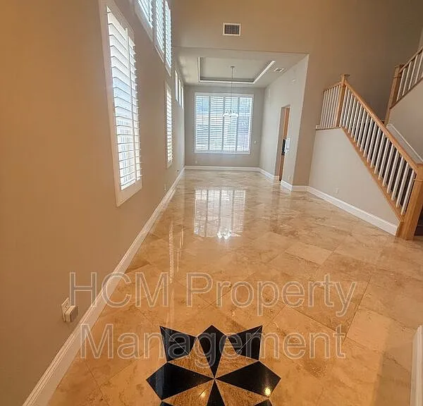 36 Middleton — Photo 4