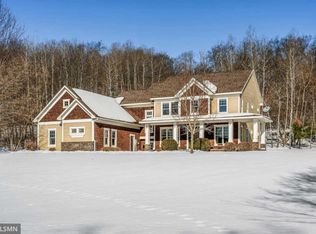 398 Mitchell Rd, Hudson, WI 54016