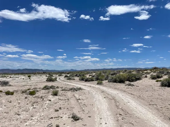 2400 N #W, Beryl, UT 84714