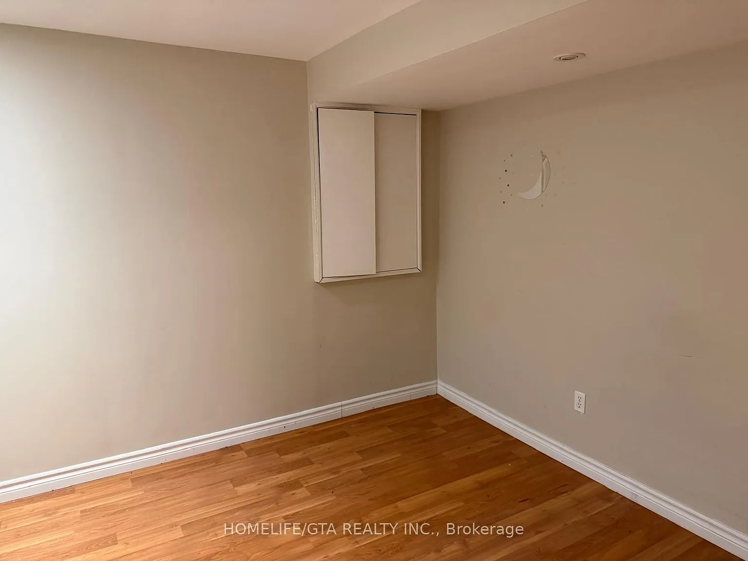 1 bed, $1,300 — Photo 3