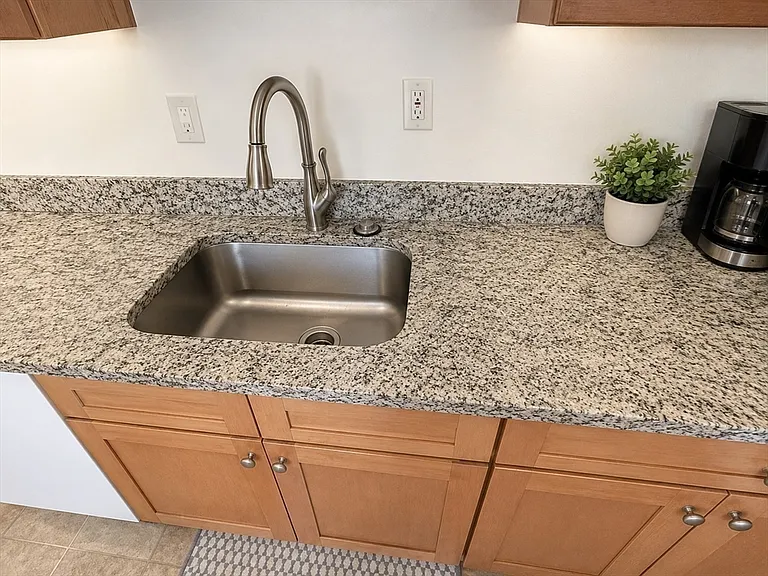 14 Stickney Ave #2A — Photo 3