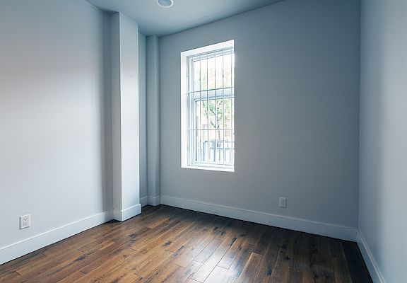 5th image of 88 Jefferson St APT 106
