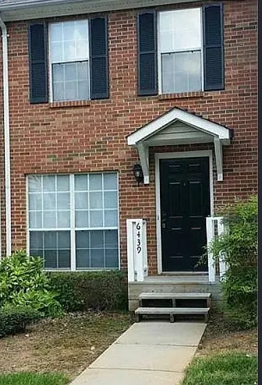 2 bed, 1.5 bath, 1000 sqft, $1,595 — Photo 1