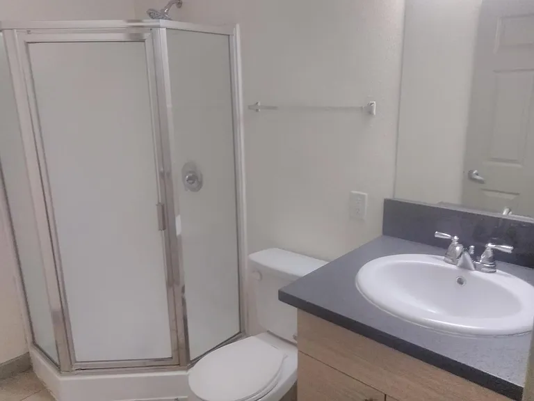 615 S Virgil Ave — Photo 17