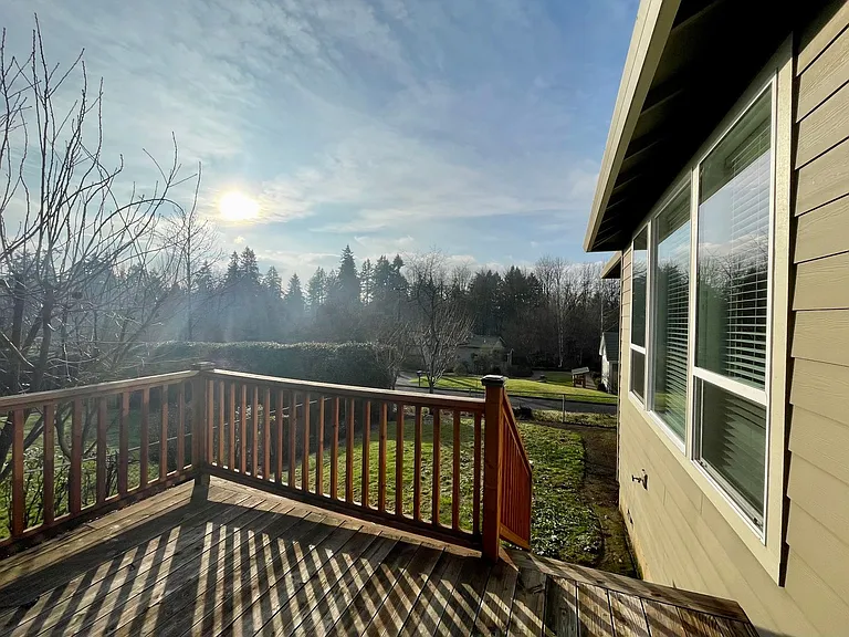2120 SW Dolph Ct — Photo 29