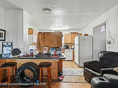 1612 S Washington Ave — Photo 2