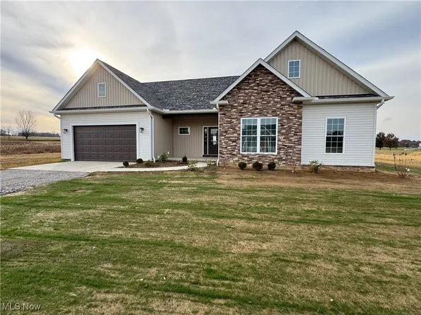 13659 Williams Ct, East Liverpool, OH 43920