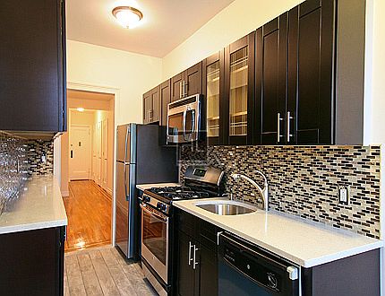 2nd image of 3614 165th St APT 3FN