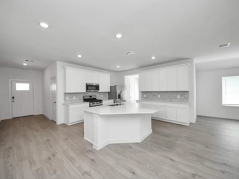 31138 Warwick Coast Ct — Photo 14
