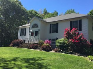 121 Oak Ridge Cir, Mahopac, NY 10541