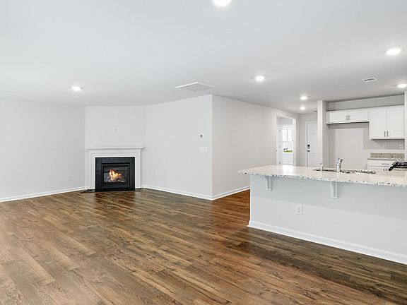 2nd image of 110 Antler Creek Ln