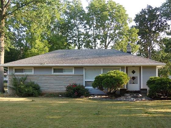 1st image of 3723 Oak Park Dr