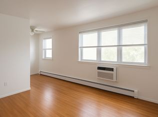 (Undisclosed Address), Chicago, IL 60660