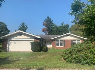 8736 N Meridian Rd, Monon, IN 47959